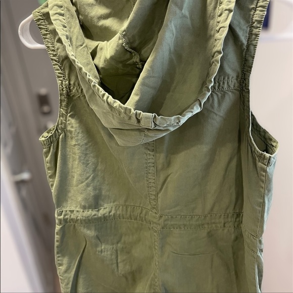 MUDD Utility Vest Size Small - Picture 2 of 2